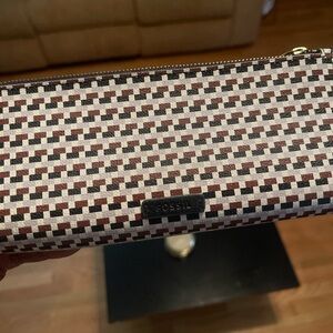 Fossil Women’s Black and Brown Patterned Wallet